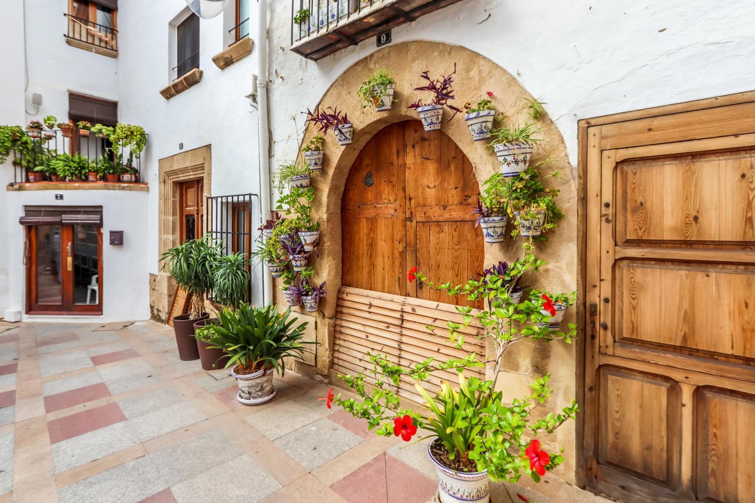 A Un Paso Del Mar Con Servicios Y Piscina Javea